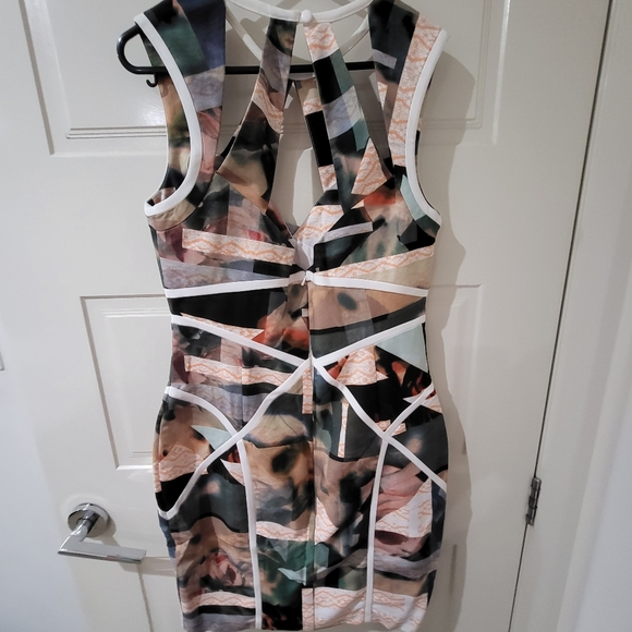 BRAND NEW Sheike Garden Party Dress RRP $149.95 - Picture 3 of 5